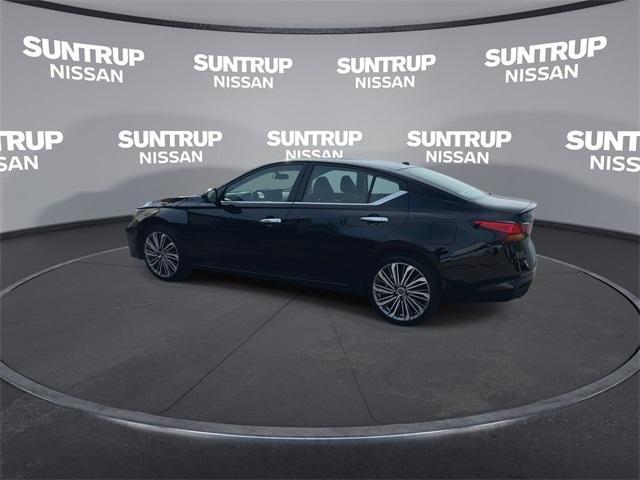 used 2024 Nissan Altima car, priced at $25,885