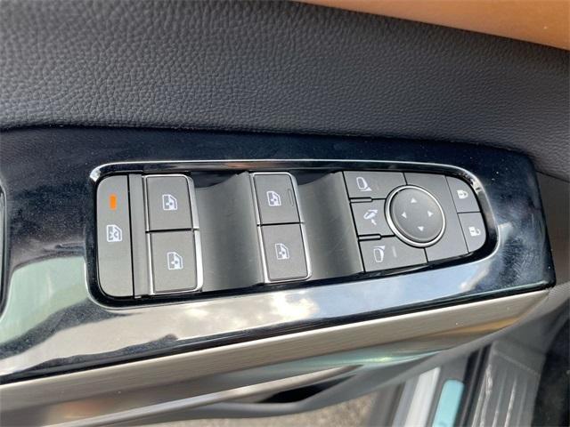 new 2025 Nissan Pathfinder car, priced at $47,925
