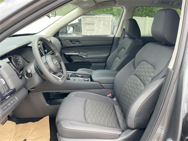 new 2025 Nissan Pathfinder car, priced at $38,180