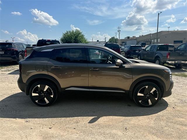 new 2025 Nissan Kicks car, priced at $26,884
