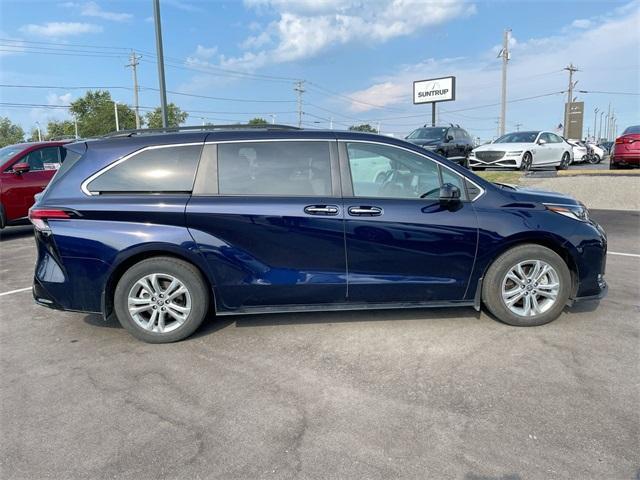 used 2022 Toyota Sienna car, priced at $50,225