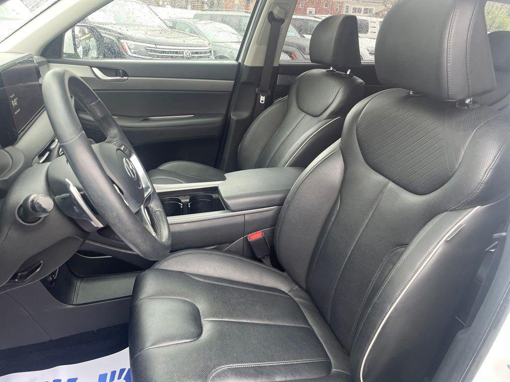used 2023 Hyundai Palisade car, priced at $28,976
