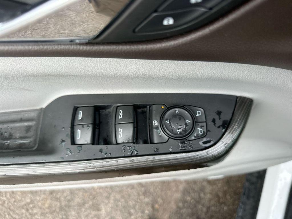 used 2023 GMC Acadia car, priced at $24,205