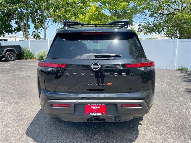 new 2025 Nissan Pathfinder car, priced at $40,473