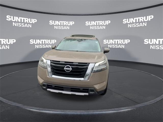 new 2024 Nissan Pathfinder car, priced at $48,373