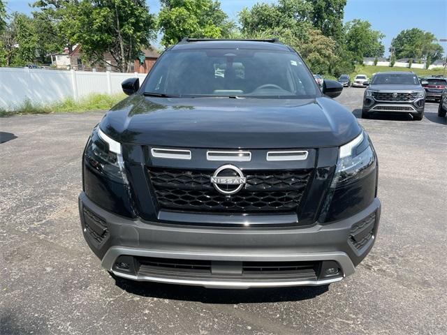 new 2025 Nissan Pathfinder car, priced at $40,473