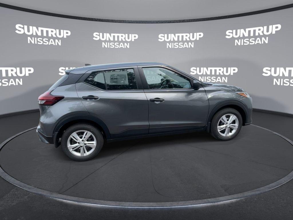 new 2025 Nissan Kicks Play car, priced at $21,647