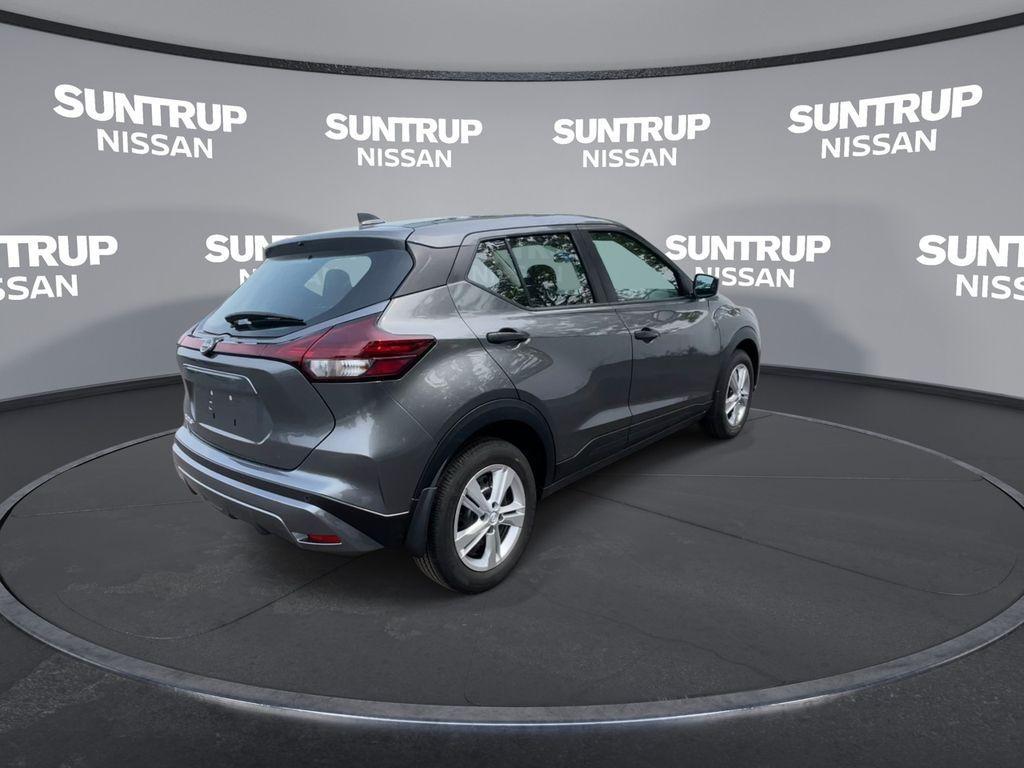 new 2025 Nissan Kicks Play car, priced at $21,647