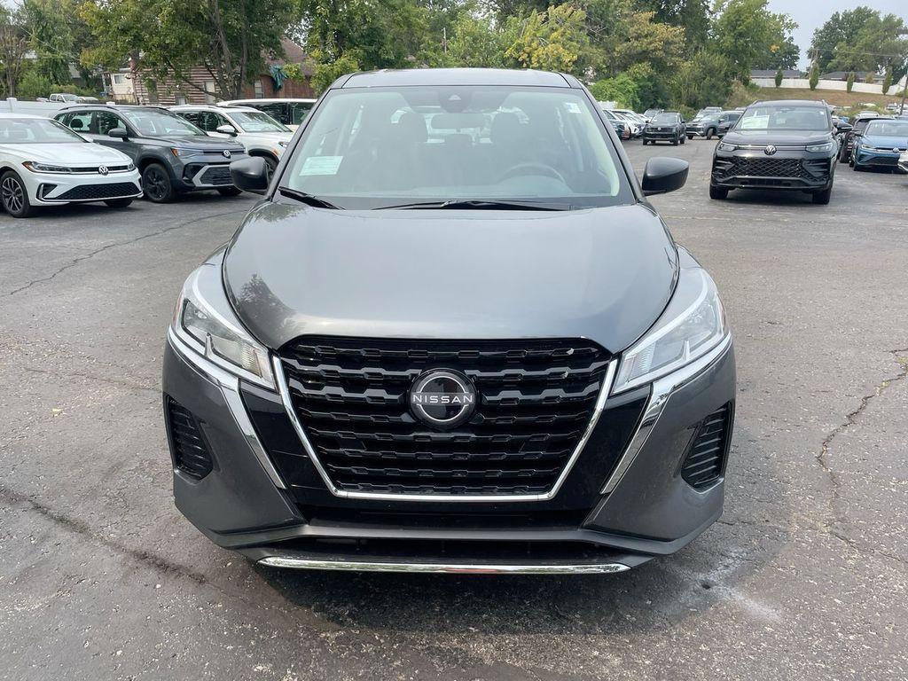 new 2025 Nissan Kicks Play car, priced at $21,647