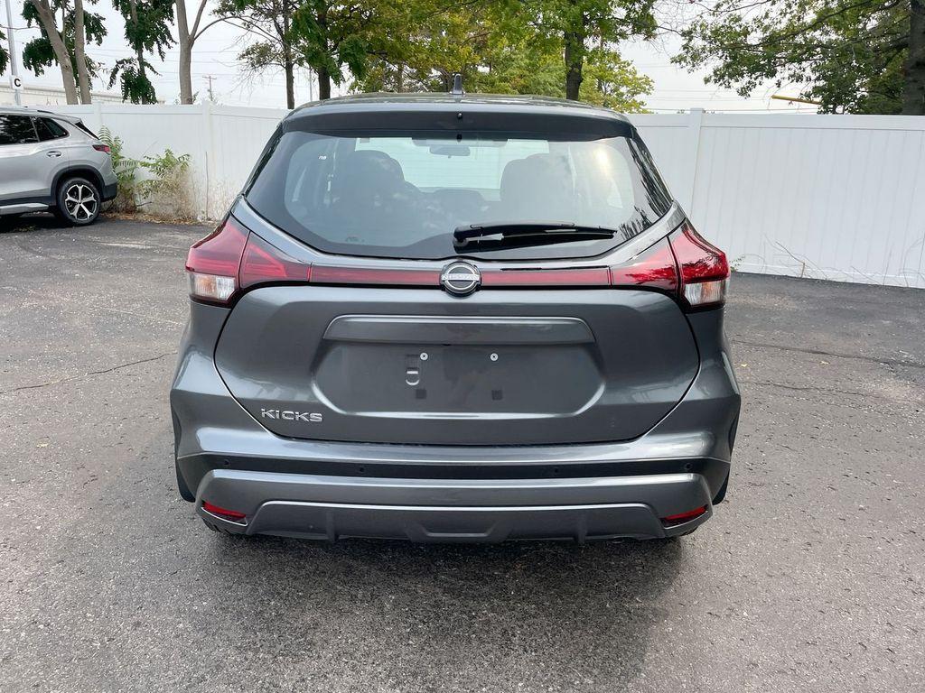 new 2025 Nissan Kicks Play car, priced at $21,647