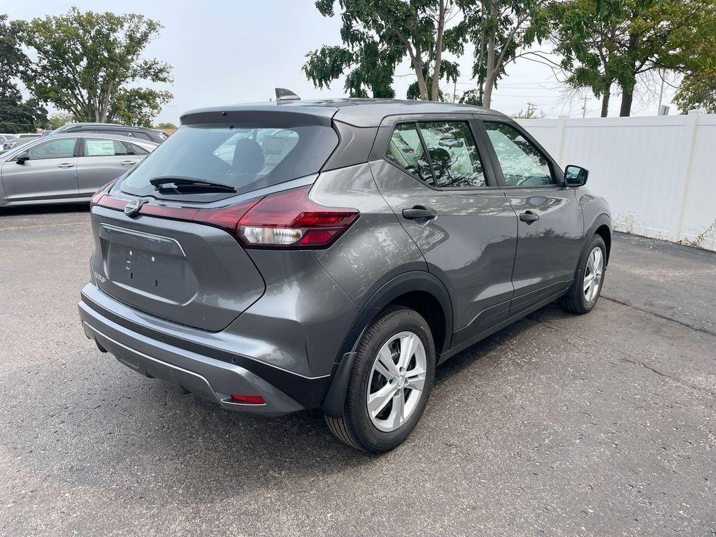 new 2025 Nissan Kicks Play car, priced at $21,647