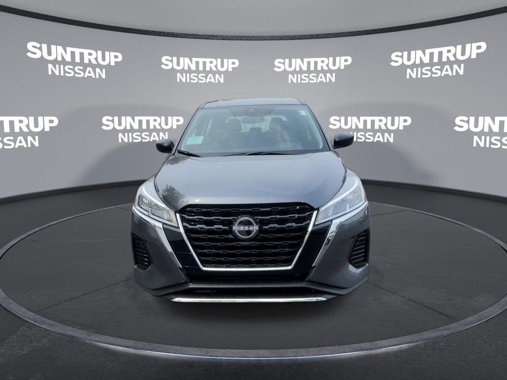 new 2025 Nissan Kicks Play car, priced at $21,647