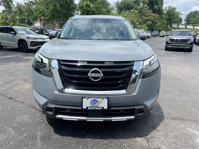 new 2025 Nissan Pathfinder car, priced at $47,060