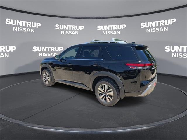 new 2025 Nissan Pathfinder car, priced at $40,817
