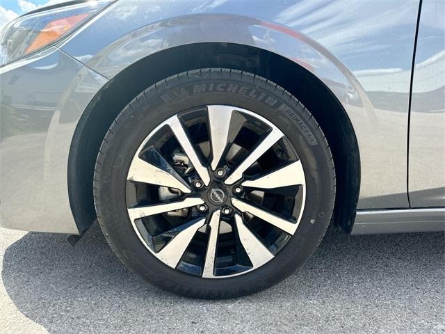 used 2024 Nissan Sentra car, priced at $23,885