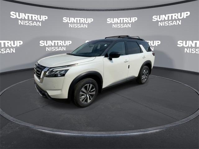 new 2024 Nissan Pathfinder car, priced at $41,812