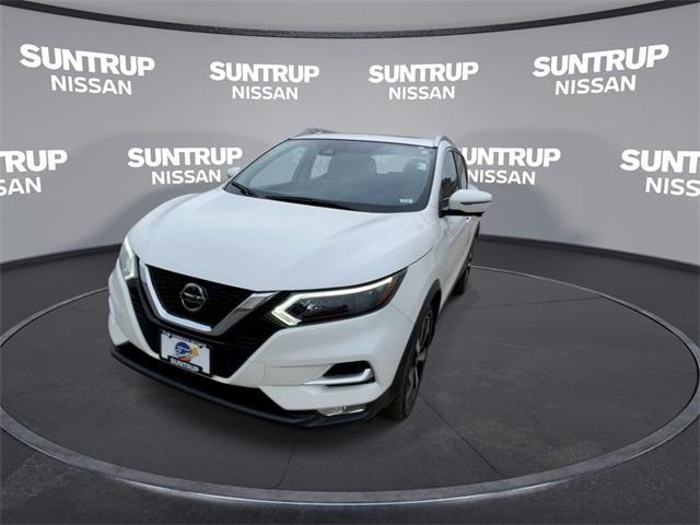 used 2022 Nissan Rogue Sport car, priced at $23,995