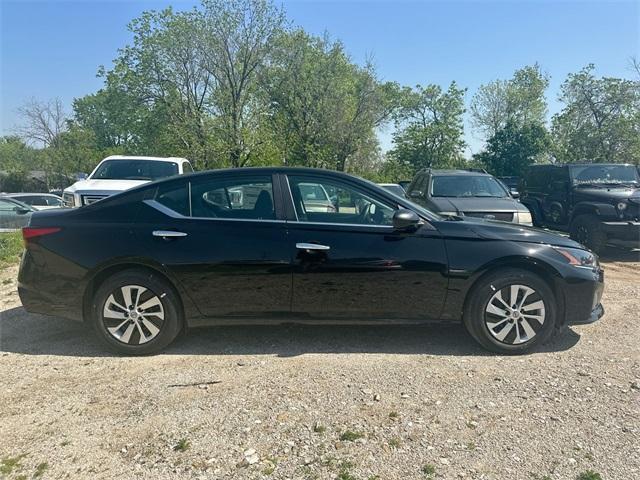new 2025 Nissan Altima car, priced at $25,375