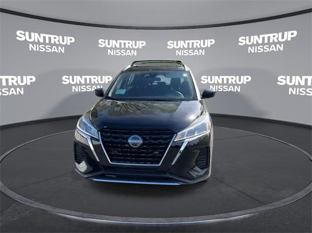 new 2024 Nissan Kicks car, priced at $22,970