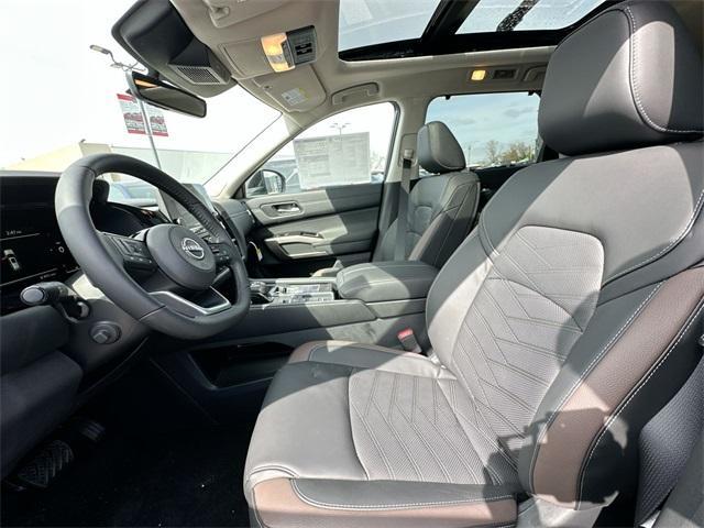 new 2025 Nissan Pathfinder car, priced at $47,768