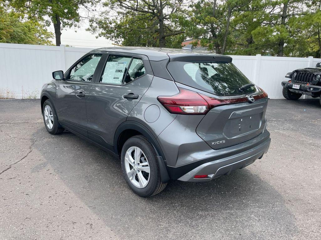 new 2025 Nissan Kicks Play car, priced at $21,647