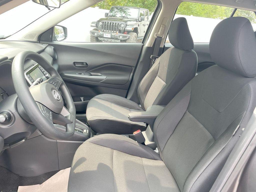 new 2025 Nissan Kicks Play car, priced at $21,647