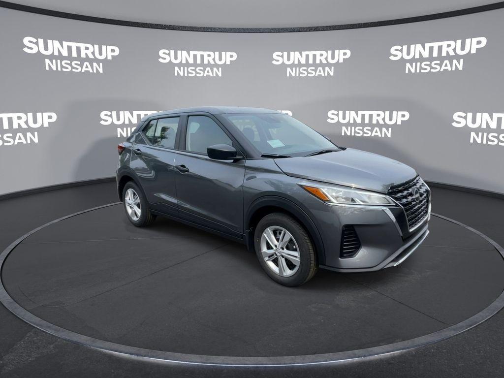 new 2025 Nissan Kicks Play car, priced at $21,647