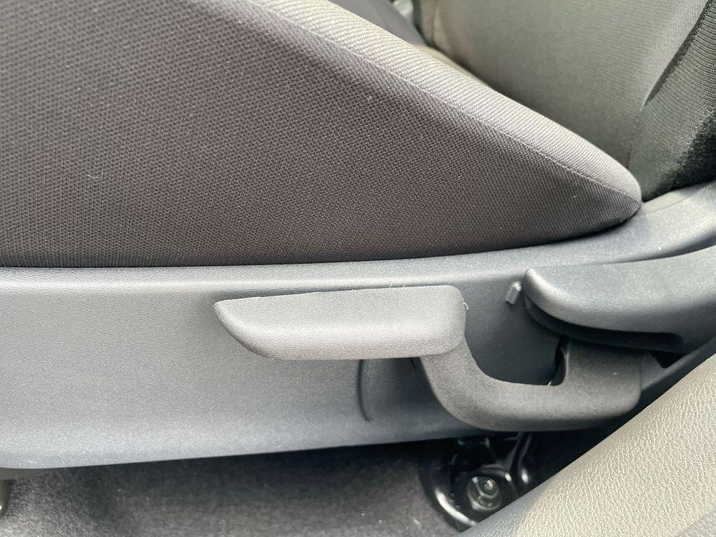 new 2025 Nissan Kicks Play car, priced at $21,647