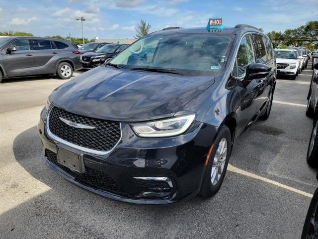 used 2022 Chrysler Pacifica car, priced at $27,785