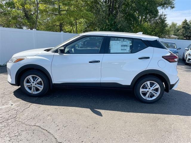 new 2025 Nissan Kicks Play car, priced at $21,947