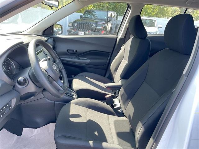 new 2025 Nissan Kicks Play car, priced at $21,947