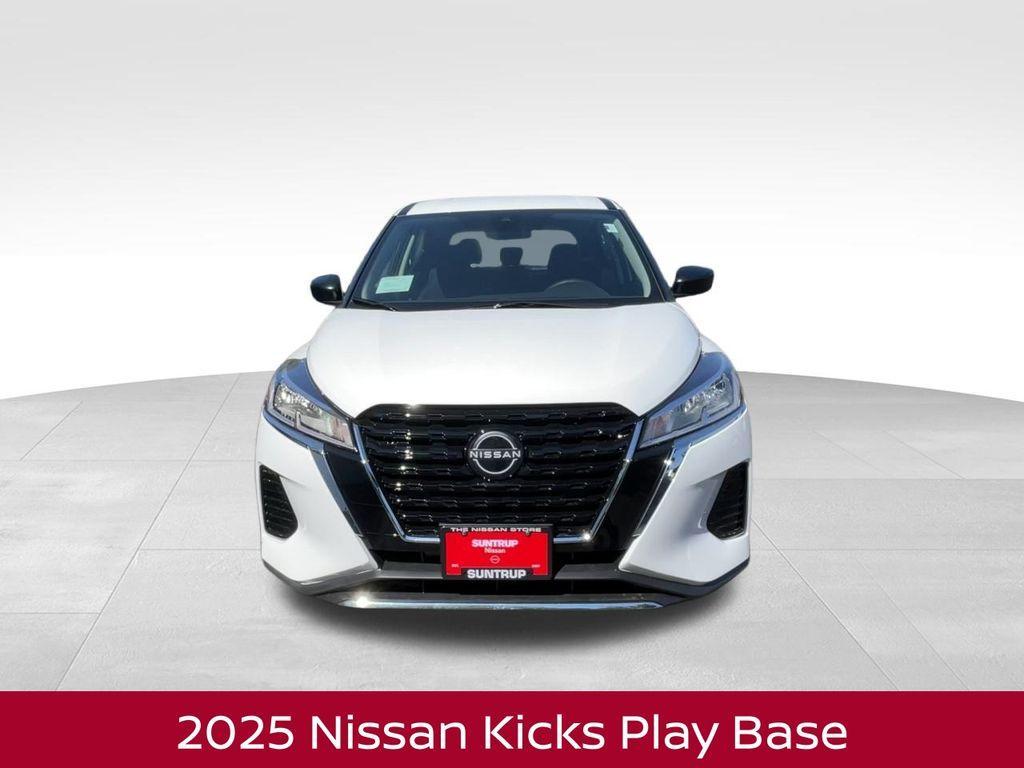 new 2025 Nissan Kicks Play car, priced at $21,647
