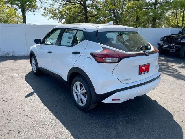 new 2025 Nissan Kicks Play car, priced at $21,947