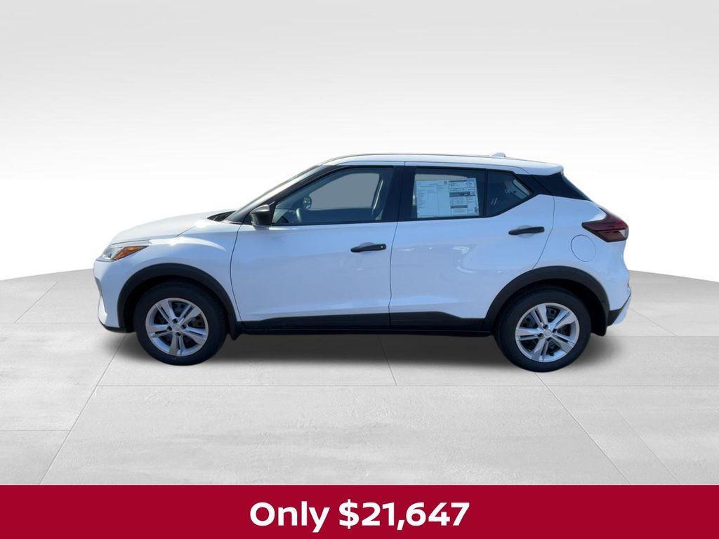 new 2025 Nissan Kicks Play car, priced at $21,647