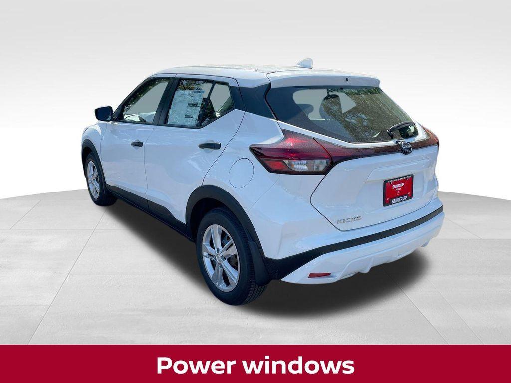 new 2025 Nissan Kicks Play car, priced at $21,647