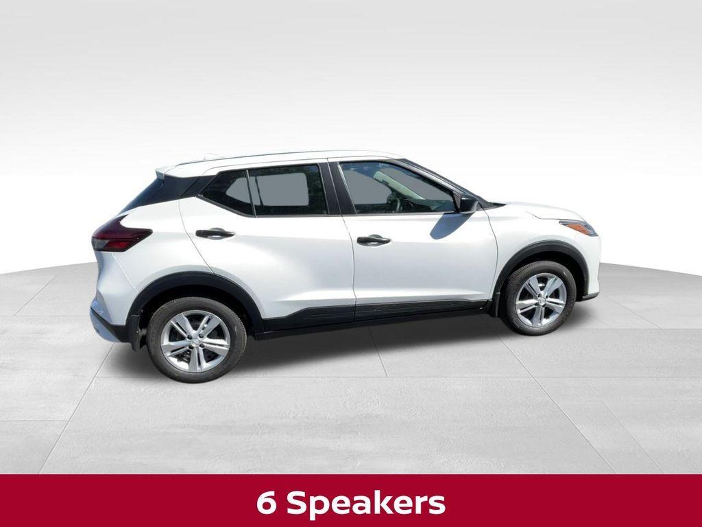 new 2025 Nissan Kicks Play car, priced at $21,647