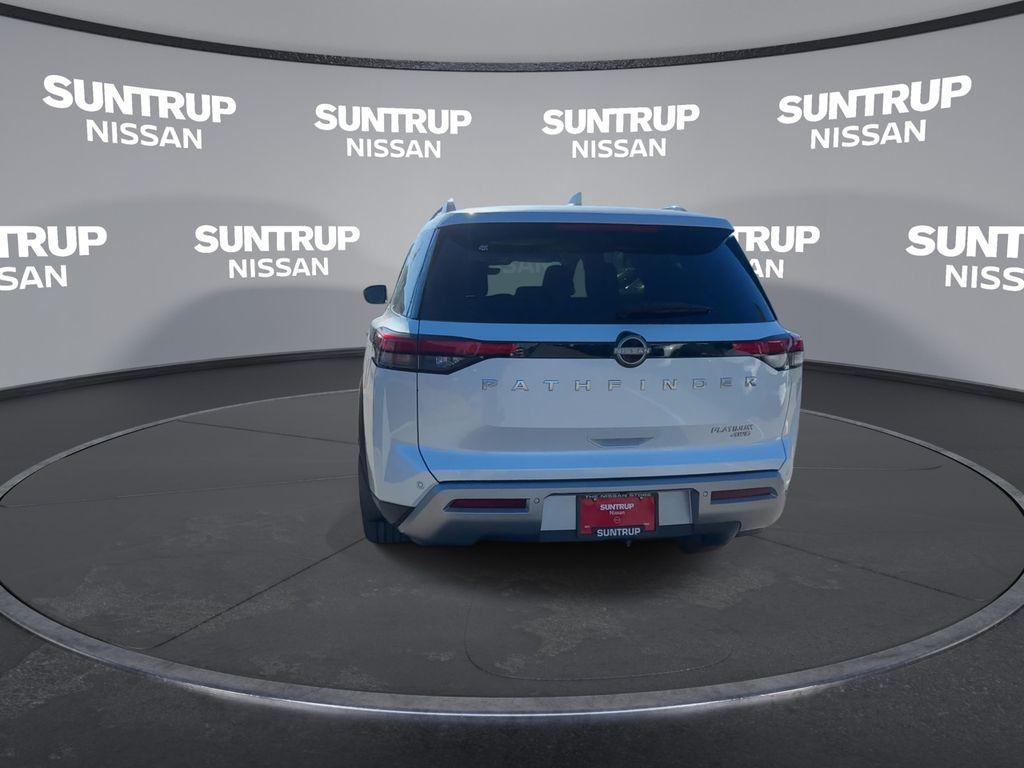 new 2025 Nissan Pathfinder car, priced at $45,174
