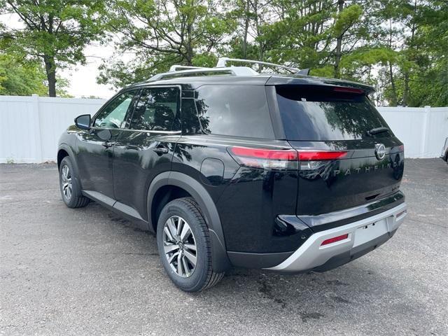 new 2025 Nissan Pathfinder car, priced at $41,154