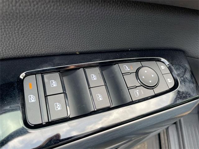 new 2025 Nissan Pathfinder car, priced at $41,154