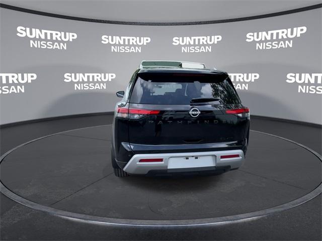 new 2025 Nissan Pathfinder car, priced at $41,154