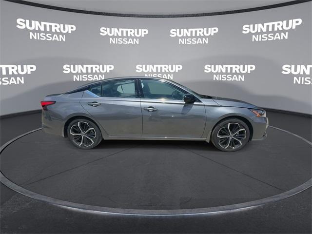 new 2025 Nissan Altima car, priced at $29,262