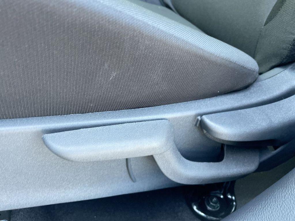 new 2025 Nissan Kicks Play car, priced at $21,647