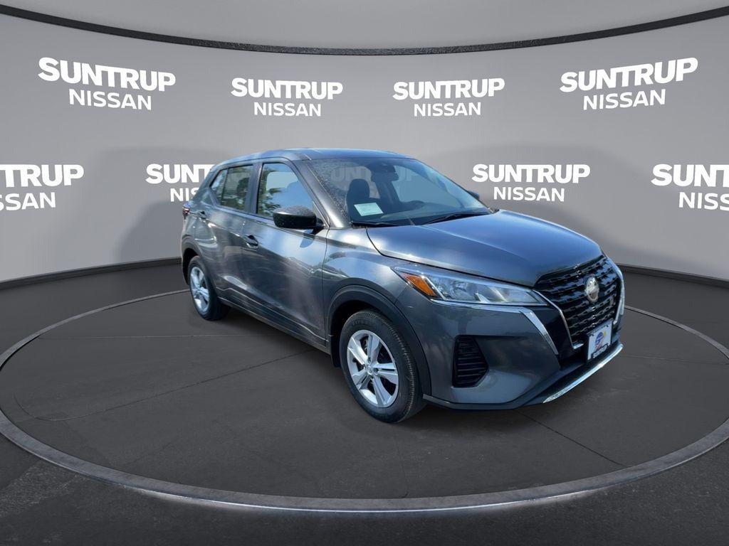 new 2025 Nissan Kicks Play car, priced at $21,647