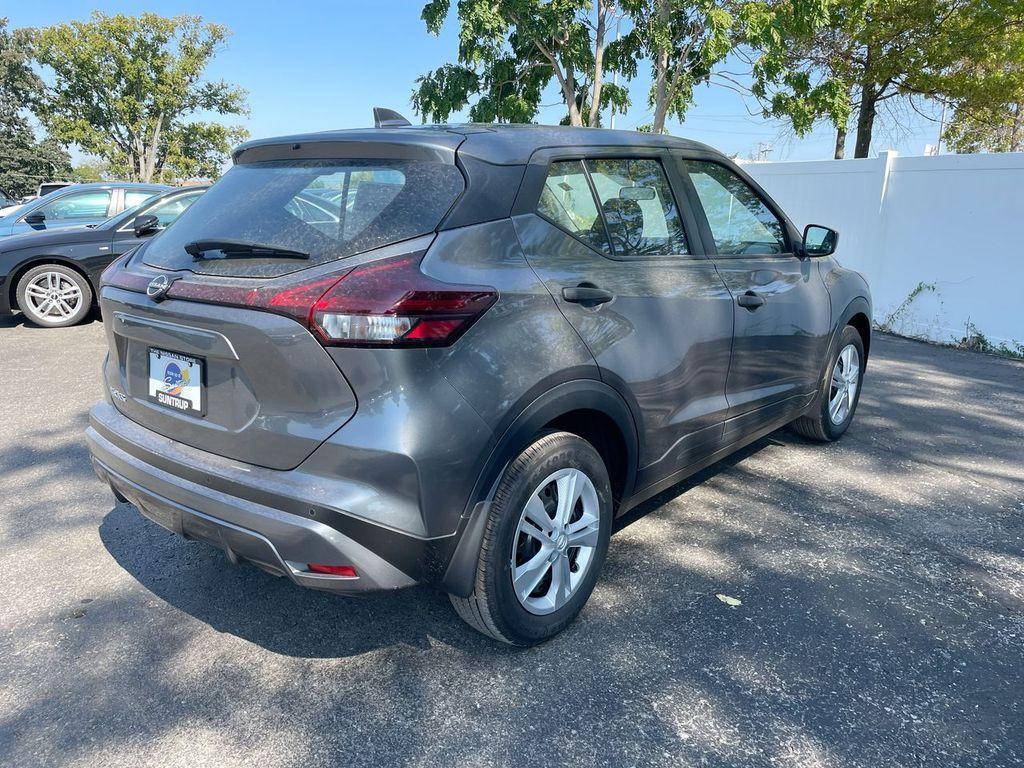 new 2025 Nissan Kicks Play car, priced at $21,647