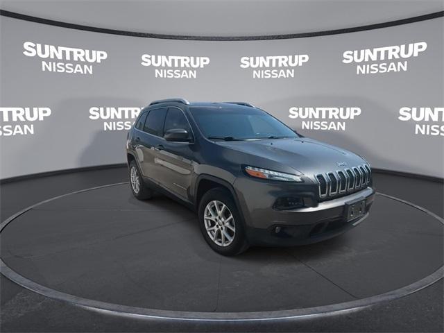 used 2017 Jeep Cherokee car, priced at $12,915