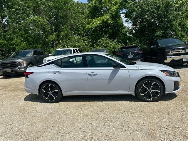 new 2025 Nissan Altima car, priced at $27,048