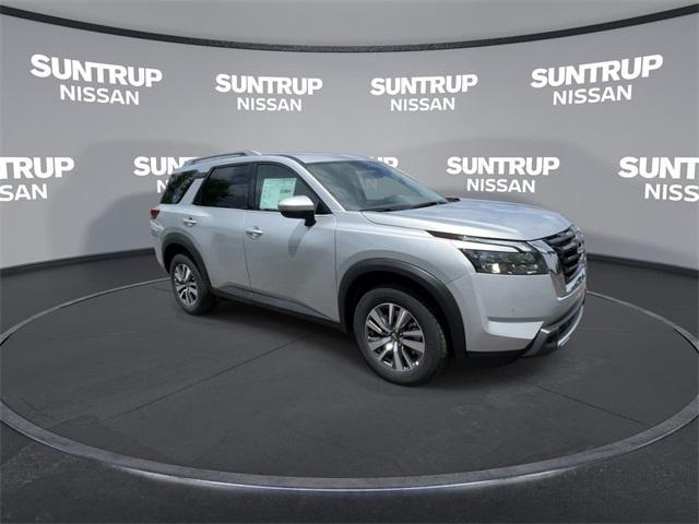 new 2025 Nissan Pathfinder car, priced at $39,817