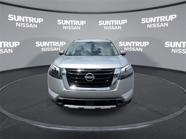 new 2025 Nissan Pathfinder car, priced at $39,817