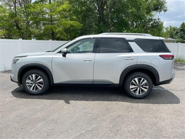new 2025 Nissan Pathfinder car, priced at $39,817