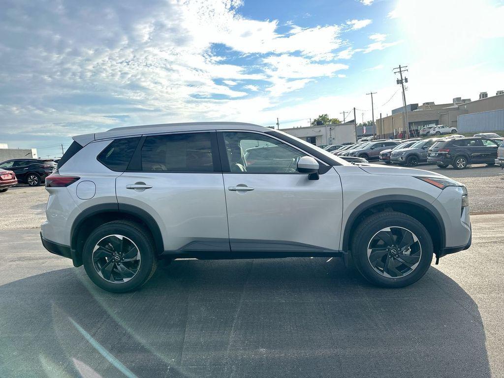 used 2024 Nissan Rogue car, priced at $26,905